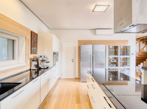 Predaj - Rodinný dom pod vinicami, Pezinok – Limbach