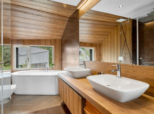 Predaj - Rekreačná chata s atypickým pôdorysom, Liptovský Ján