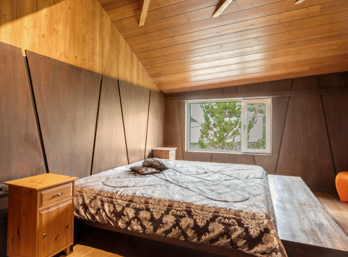 Predaj - Rekreačná chata s atypickým pôdorysom, Liptovský Ján