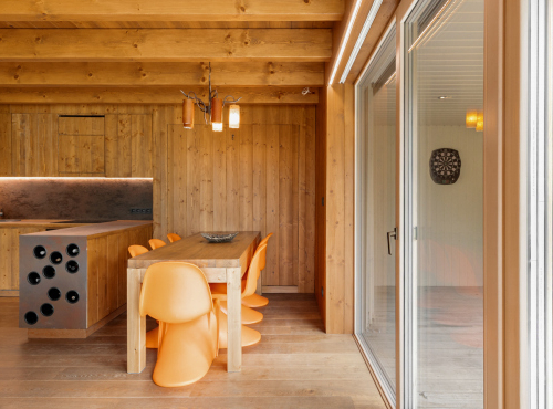 Predaj - Rekreačná chata s atypickým pôdorysom, Liptovský Ján