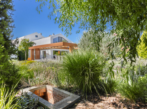 Predaj - Smart rodinný dom s nádhernou záhradou a potokom, Stupava