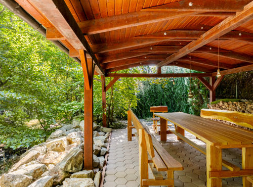 Predaj - Smart rodinný dom s nádhernou záhradou a potokom, Stupava