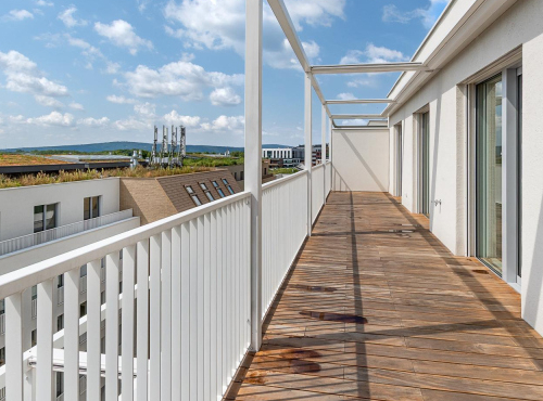 Prenájom - Penthouse so slnečnou terasou vo Vydrici, BA I – Staré Mesto