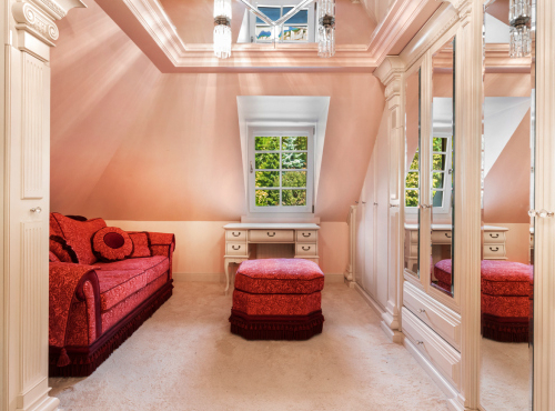 Predaj - Historická vila so súkromným parkom, Modra