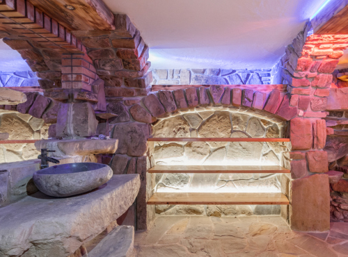 Predaj - Historická vila so súkromným parkom, Modra