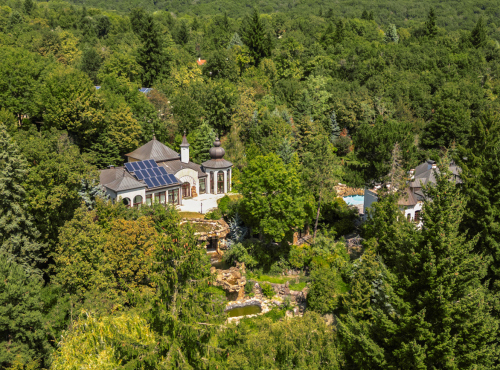 Predaj - Historická vila so súkromným parkom, Modra