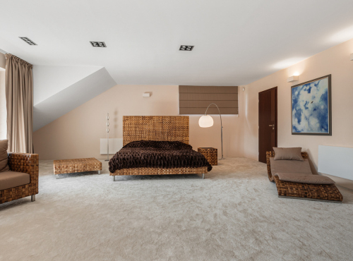 Predaj - Rodinný dom s bazénom a záhradou, Limbach