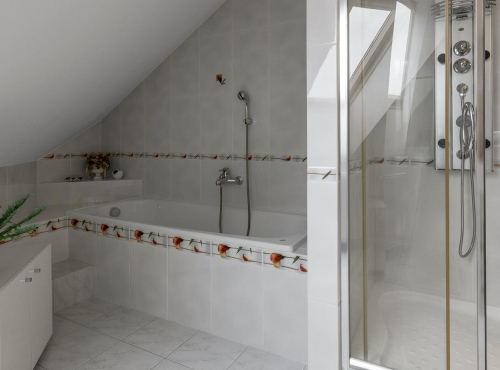 Predaj - Rodinný dom so záhradou, Gajary