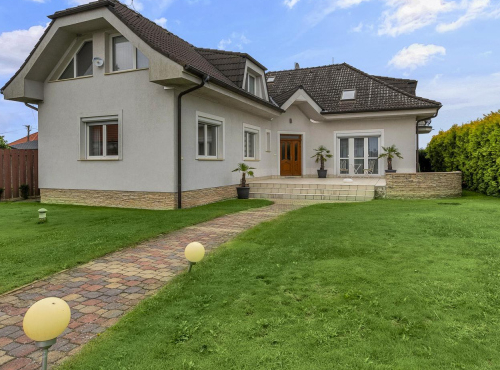 Predaj - Rodinný dom so záhradou, Gajary