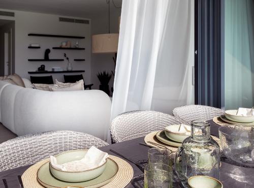 Sunny apartment in Eurovea Riverside with Danube Views, BA I – Old Town