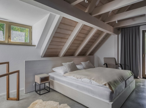 Zahraničné nehnuteľnosti - Vidiecka usadlosť, Vysočina – Žďárské vrchy