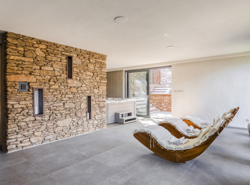 Zahraničné nehnuteľnosti - Vidiecka usadlosť, Vysočina – Žďárské vrchy