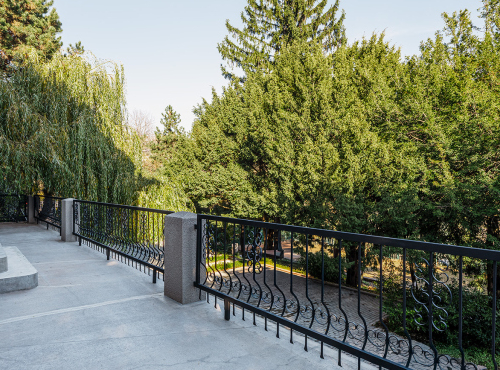 Predaj - Reprezentatívna vila s veľkorysým pozemkom, BA I – Staré Mesto