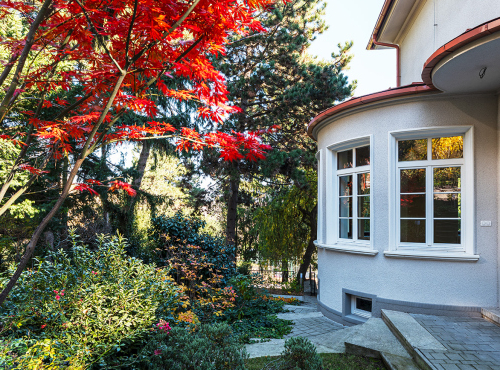 Predaj - Reprezentatívna vila s veľkorysým pozemkom, BA I – Staré Mesto