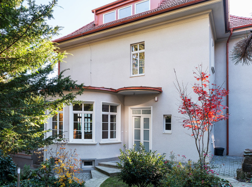 Predaj - Reprezentatívna vila s veľkorysým pozemkom, BA I – Staré Mesto