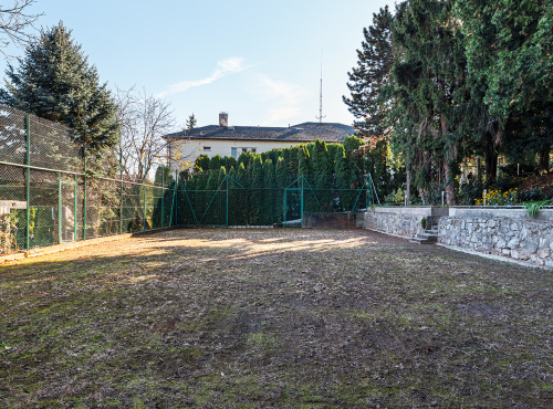 Predaj - Reprezentatívna vila s veľkorysým pozemkom, BA I – Staré Mesto