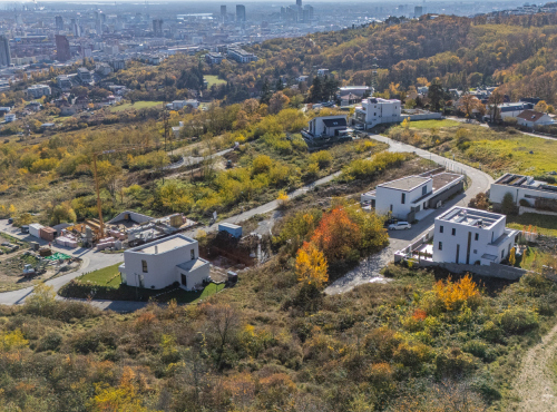 Predaj - Stavebný pozemok Na Ahoji, BA III – Nové Mesto