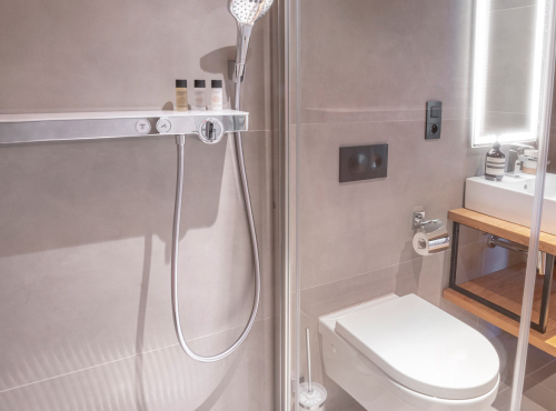 Predaj - SKI-IN/SKI-OUT apartmán, Vysoké Tatry – Tatranská Lomnica