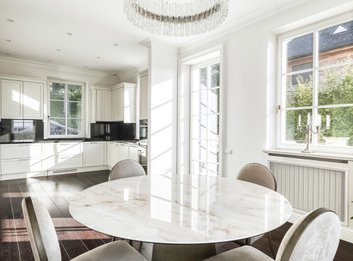 Zahraničné nehnuteľnosti - Prvorepubliková vila, Praha 9 – Vysočany