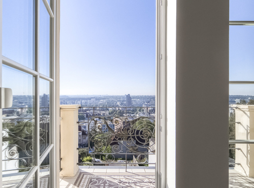 Exceptional Baroque Villa, Prague 9 – Vysočany