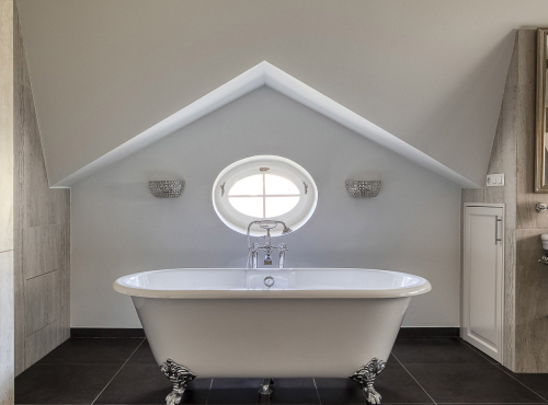 Zahraničné nehnuteľnosti - Prvorepubliková vila, Praha 9 – Vysočany