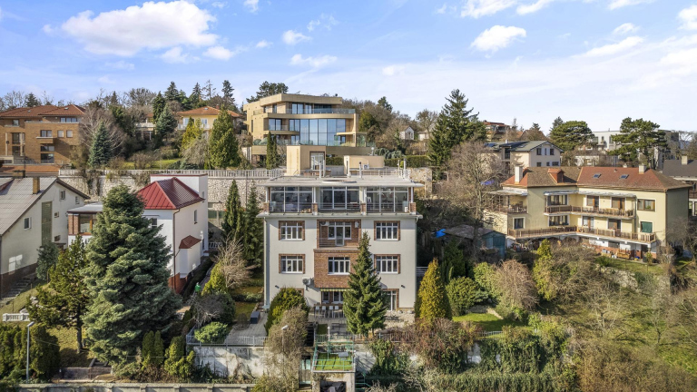 Spacious Villa nearby Slavín, BA I – Old Town