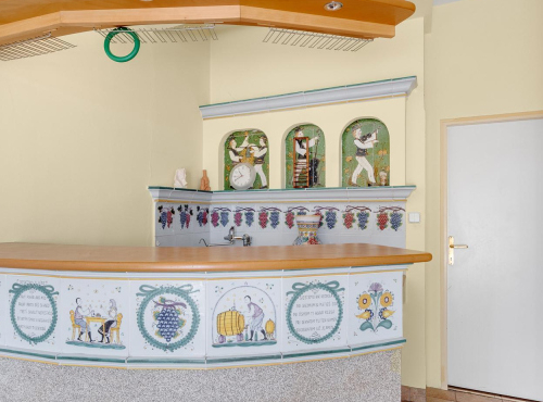 Rent - Spacious Villa nearby Slavín, BA I – Old Town