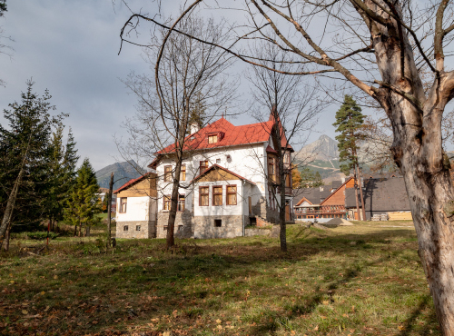 Iconic Villa in the center of the High Tatras, Tatranská Lomnica