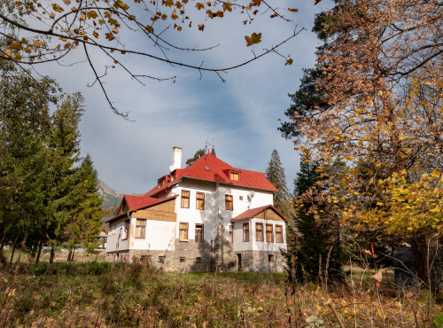 Sale - Iconic Villa in the center of the High Tatras, Tatranská Lomnica