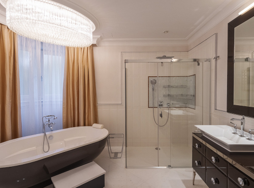 Zahraničné nehnuteľnosti - Elegantná vila, Praha 6 – Hanspaulka