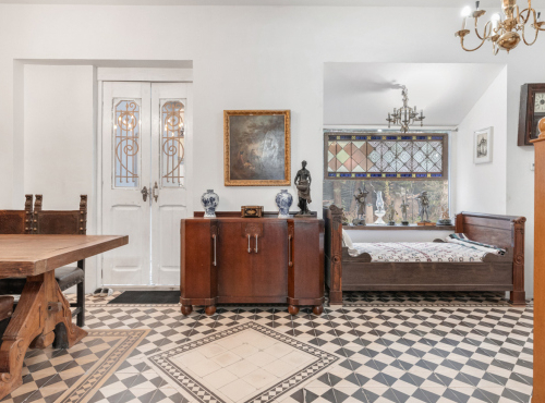 Predaj - Renesančný meštiansky dom v srdci historickej Trnavy, Trnava