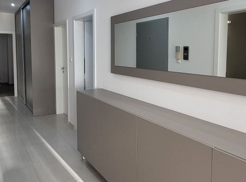 Prenájom - Zariadený byt pri Kalvárii, BA I – Staré Mesto