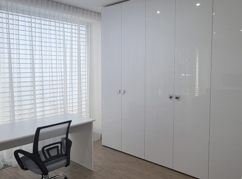 Prenájom - Zariadený byt pri Kalvárii, BA I – Staré Mesto