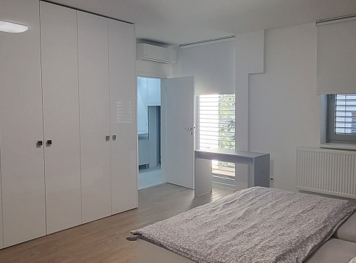 Prenájom - Zariadený byt pri Kalvárii, BA I – Staré Mesto