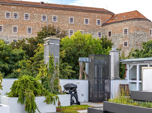 Rent - Penthouse on Zamocka Street, Bratislava I – Old Town