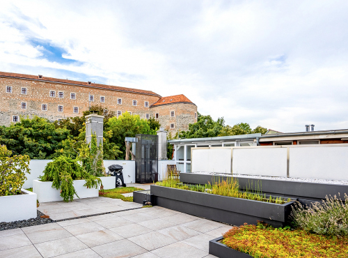 Zahraničné nehnuteľnosti - Luxusný penthouse s terasami, Bratislava I – Staré Mesto